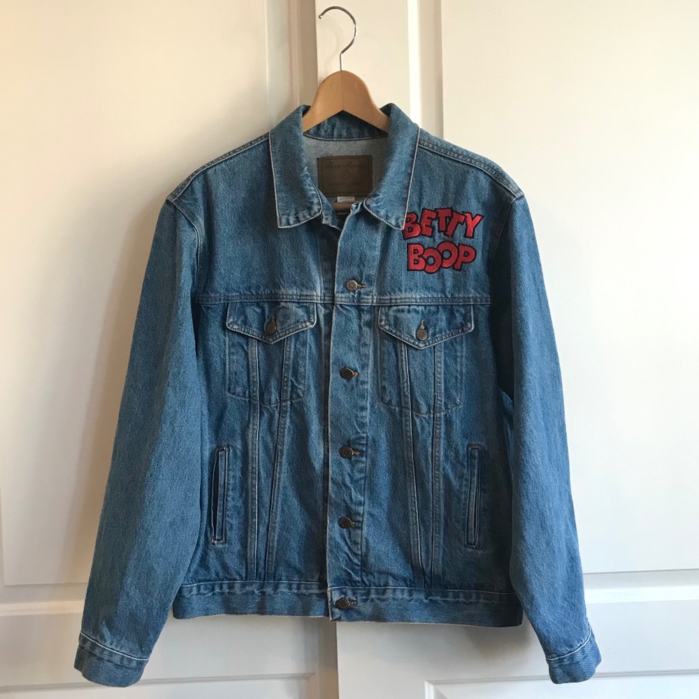 Betty Boop Three Rivers Denim Jacket Size Large